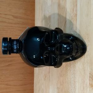 Crystal Head Vodka Onyx, empty